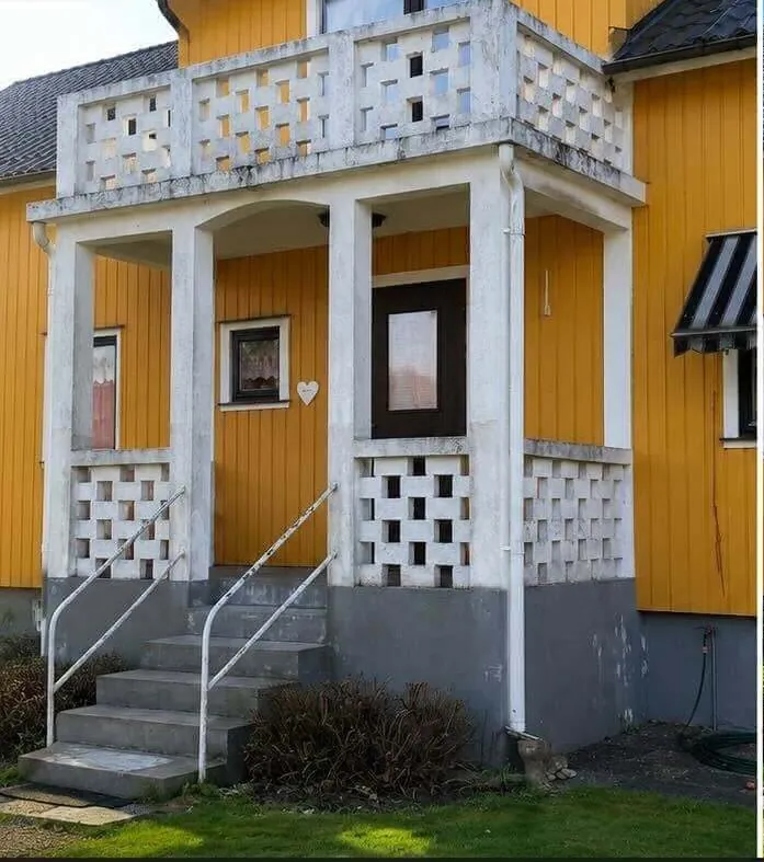 Veranda og altanrækværk i hvid – før